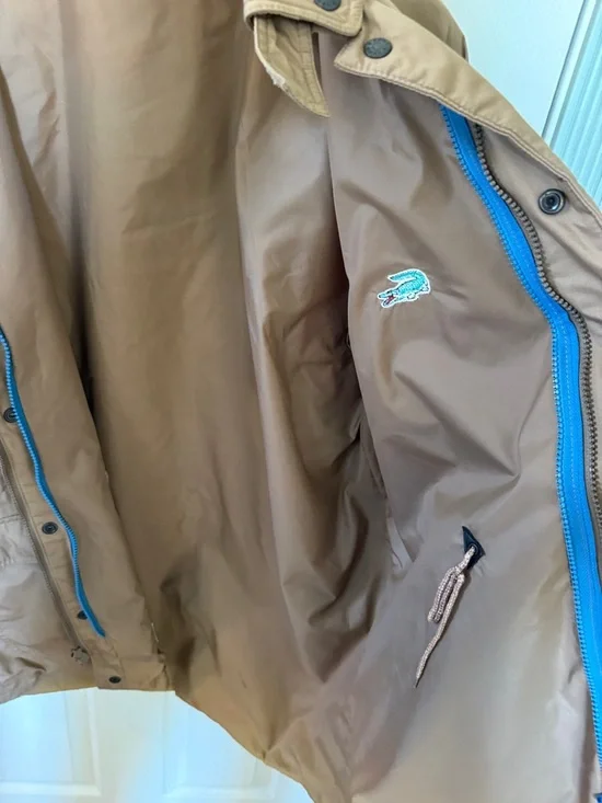 Lacoste Men's Tan Lightweight Raincoat/parka with Green Crocodile Logo - Picture 11 of 12